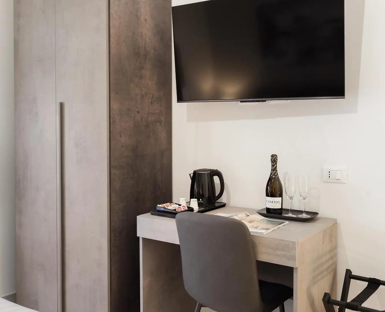 Clodio Welcome - 5 Camere Arredate Con Bagno Interno - Zona Comune - Condizionatori - Rom 0*,  Italien