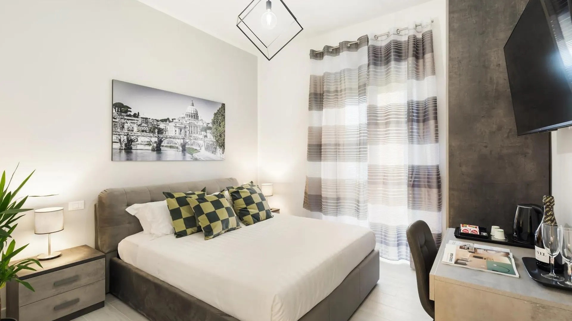 Clodio Welcome - 5 Camere Arredate Con Bagno Interno - Zona Comune - Condizionatori - Rome